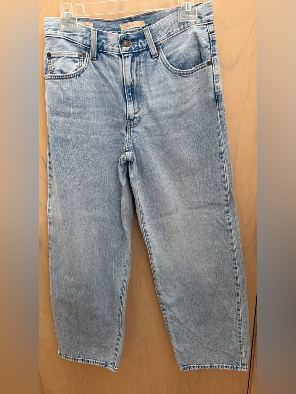 Baggy Dad Levi’s Premium Sz 27 jeans.